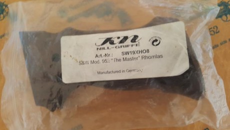 Pues eso, que vendo estas cachas KN-NILL talla M para S&W 952.
Lugar: Lleida
Precio 165€ 02