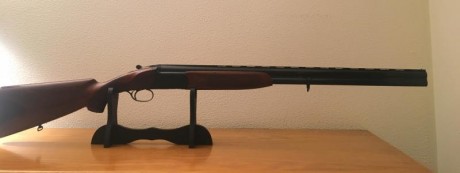 Vendo escopeta  FRANCHI BRESCIA ITALIA  con alta calidad en la selección de  maderas. Superpuesta fina 02