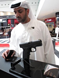 Parece ser que la "innovadora" pistola, que nos recuerda tanto a las Steyr de plástico, las 30