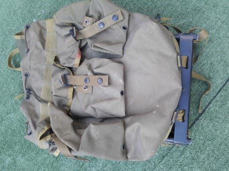 Vendo mochila alice  30 euros mas envio
chaleco altus 40 mas envio 00