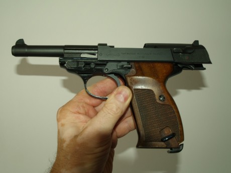 Pues si vendo una Walter P-38 de 9mm, me la paso un Amigo para su venta está muy bien en todos los sentidos, 00