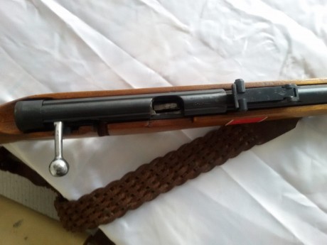 Hola a todos.
Vendo mi carabina de cerrojo, marca TOZ del 22LR y guiada en E.
La carabina hace unas agrupaciones 11