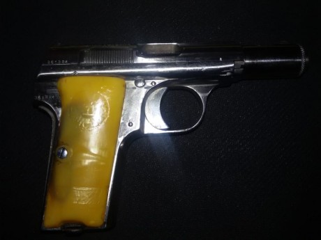 Hola a todos.
Vendo mi Astra 301 del 9 corto y accesorios, en libro de coleccionista.
El arma se encuentra 21