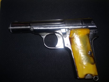 Hola a todos.
Vendo mi Astra 301 del 9 corto y accesorios, en libro de coleccionista.
El arma se encuentra 20