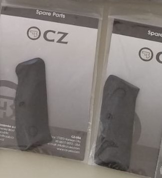 Cachas de CZ originales. Son nuevas, solo montadas y desmontadas.
Validas para CZ75, CZ85, Shadow y Shadow2. 01