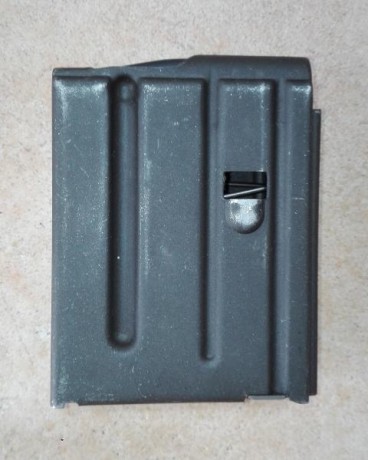 Hola, vendo un cargador corto para Cetme L en muy buen estado, funciona perfectamente en AR-15 pero no 00