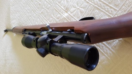 Vendo carabina Norinco JW14 calibre 22LR. Semiautomática con cargador extraíble. Vendo con visor 4x32 10