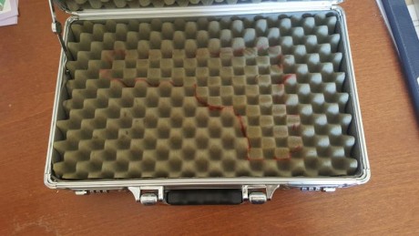 Pues eso, que vendo este maletín original PERFRMANCE CENTER de S&W 952
Lugar: Lleida
Precio 160€ 10