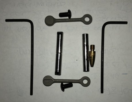 Se vende este magnífico conjunto de pins antirrotación para rifles AR-15 del fabricante americano KNS, 00