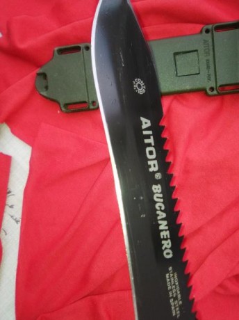 Salido del cajón de los milagros, vendo este aitor bucanero, diremos las faltas que tiene, lo demás ya 21
