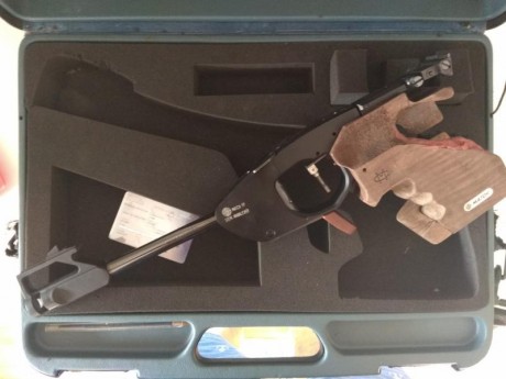 Vendo STEYR FP Match 22LR.

Pistola de modadlidad libre. Adquirida a un compañero de mi club. Cacha retocada. 00