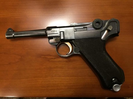 Se vende la Luger mas buscada de los 2,5 millones que se fabricaron......una Krieghoff 9 para. con cachas 00