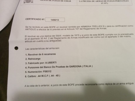 Un amigo me encarga que anuncie la venta de un revolver Schofield Uberti de 5 pulgadas. Tiene certificado 10