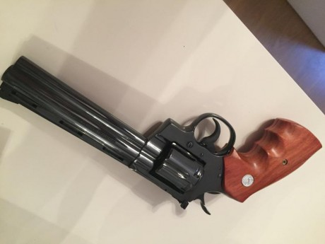 Vendo mi joya de Colt Python 357 magnum totalmente nuevo repavonado perfecto y revisado por la mejor armeria 10
