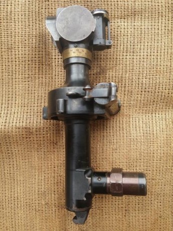 Antiguo goniómetro de artillería Española T.P.Y.C.E.A. Taller de  Precisión  y  Centro  Electrotécnico 02