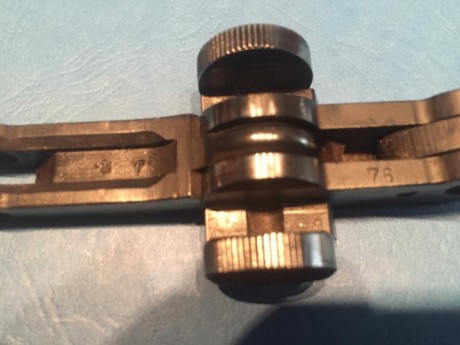 Se vende la Luger mas buscada de los 2,5 millones que se fabricaron......una Krieghoff 9 para. con cachas 142