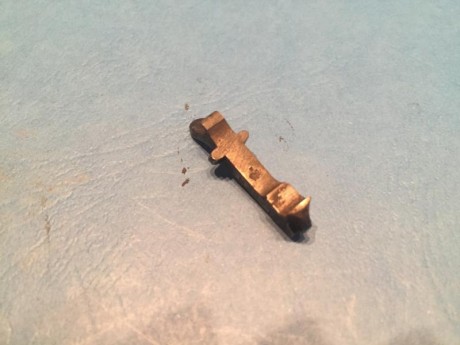 Se vende la Luger mas buscada de los 2,5 millones que se fabricaron......una Krieghoff 9 para. con cachas 150