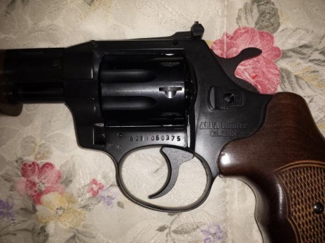 Buenas tardes , vendo carabina Alfa Hunter calibre 22lr , en perfecto estado , no ha tirado ni una caja 02