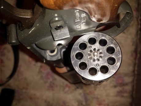 Buenas tardes , vendo carabina Alfa Hunter calibre 22lr , en perfecto estado , no ha tirado ni una caja 30