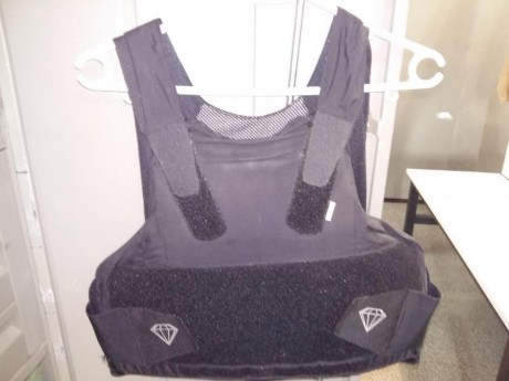 Vendo por cambio de destino. Tiene 5 años. Osea que le quedan otros 5 de garantia. Funda de transporte. 01