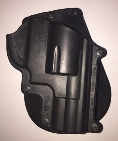 Se vende esta magnífica funda FOBUS, de fabricación israelí, para revólveres SMITH & WESSON J FRAME 00
