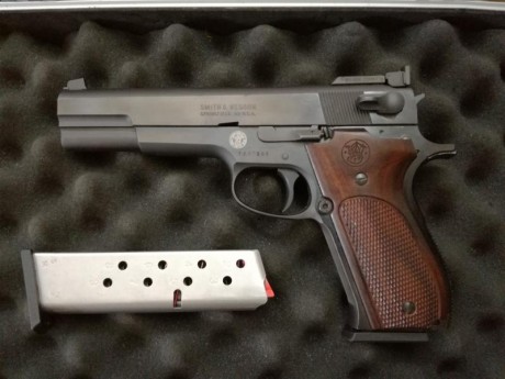 Buenas

Por no usar , VENDO una de SW 952 PERFOMANCE CENTER del 9 p, de 5 pulgadas
Estado INMEJORABLE, 01