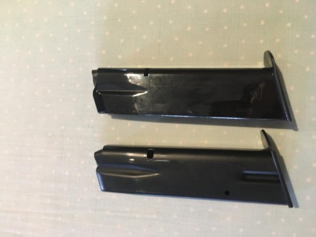 Vendo 2 cargadores de sps compact plus y válidos para cz, están prácticamente nuevos 45€ los dos 01