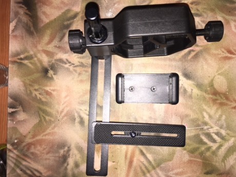 Buenas,
Vendo un soporte para camara de fotos/video con accesorio para movil.
Valido para cualquier diametro 00