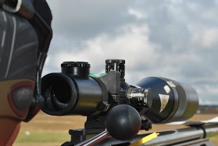 SE VENDE VISOR EN BUEN ESTADO , COMPRADO NUEVO EN ARMERIA CALVETE HACE 3 AÑOS .
PRECIO  1450 €  

   1300€ 01