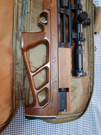 pues eso muy a mi pesar vendo mi criket del 6.35 por que me he pasado al br-50 y la tengo en el armario 11