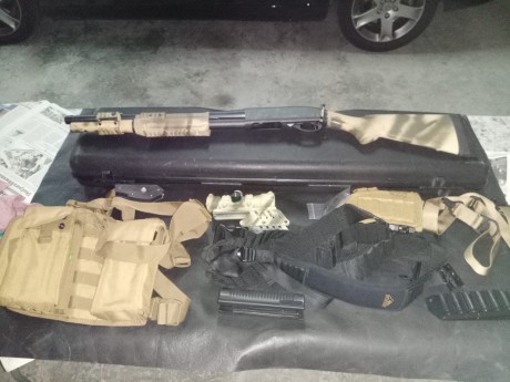 Vendo Escopeta de corredera Remington 870 Express syntetic calibre 12, de 46 cm de cañon y con 6+1, pintada 00