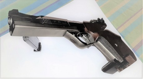 Buenas a todos, vendo feinwerkbau aw93. El precio es 850E. También dispongo de un armero sps grado 3, 01