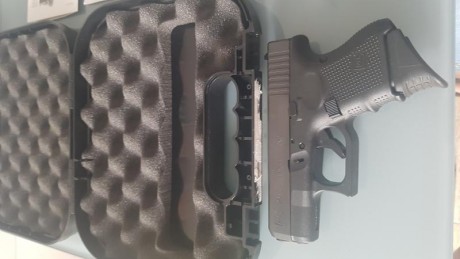 Vendo Glock 26 9mm Gen 4. El arma se encuentra en Murcia guiada con licencia A, posibilidad de guiarla 11