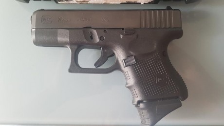 Vendo Glock 26 9mm Gen 4. El arma se encuentra en Murcia guiada con licencia A, posibilidad de guiarla 22
