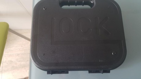 Vendo Glock 26 9mm Gen 4. El arma se encuentra en Murcia guiada con licencia A, posibilidad de guiarla 21