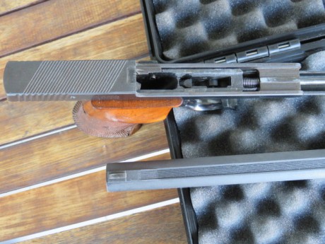 Pues vendo mi pistola S&W MOD. 41 en muy buen estado soy el segundo y afortunado propietario el arma 10