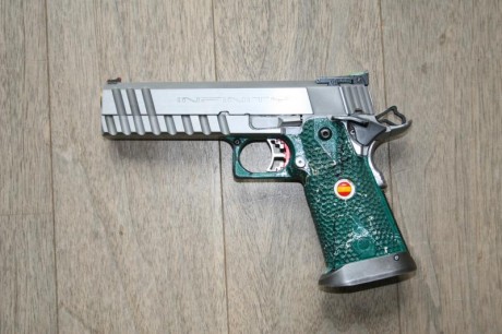 por desgracia, hace unos meses falleció un buen amigo del mundo de el IPSC  en aragon, y entre un par 30