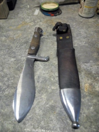 Vendo este antiguo cuchillo de llas coes, 90€ con el envio incluido, siempre que el envio sea de 8€ para 10