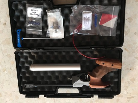 Vendo Hamerli AP 20 en perfecto estado. Solo tiene unos pocos entrenamientos. Se vende por no usar. Se 00