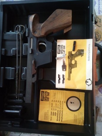 Hola amigos foreros,

Os ofrezco una bonita Walther GSP como nueva. Maletín original, los 2 cargadores, 01