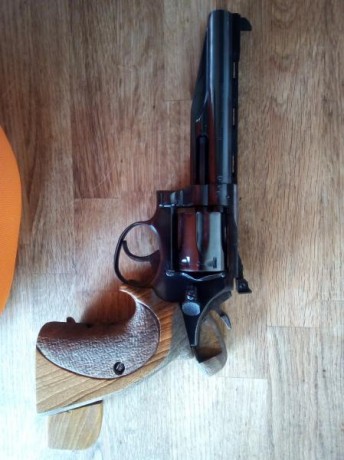 VENDIDO A UN COMPAÑERO DE PALENCIA. GRACIAS 00