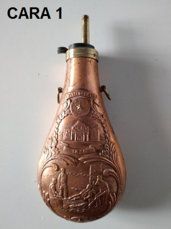  Polvorera fabricada a mediados de los 60 muy bien conservada, realizada con piezas de bronce y cobre 00