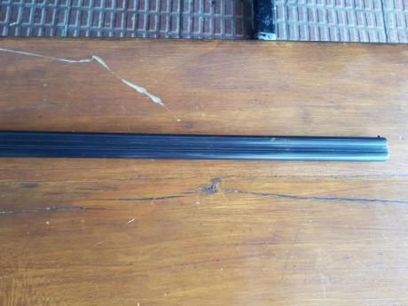 Se vende superpuesta del 410 marca El chimbo. Se admiten ofertas. Lleva recamara de 76, magnum. Cañones 10
