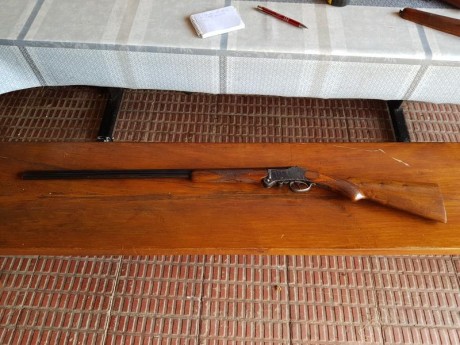 Se vende superpuesta del 410 marca El chimbo. Se admiten ofertas. Lleva recamara de 76, magnum. Cañones 50