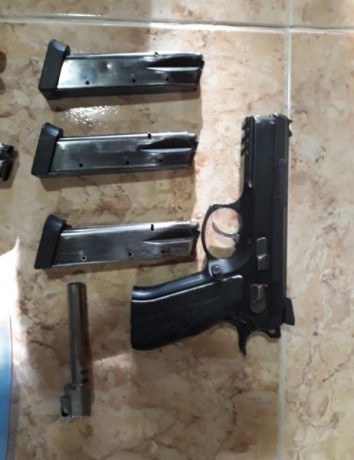 Muy buenas compañeros 

Pongo en venta una Cz Shadow Sp 01.
Esta pistola esta customizada por Ceferino 02