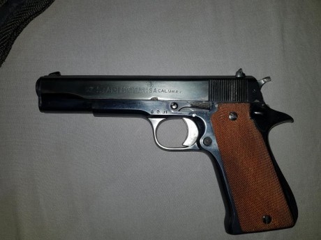 Debido a problemas de cupo me veo obligado a vender varios de mis hierros.

En este caso pongo:

Una Star 121
