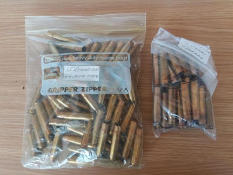 Vendo por 35 Euros, Vainas 35 Remington .jpg  100 vainas 35 Remington. 64 sin estrenar (De fabrica) y 00