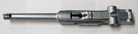 Se vende Luger P08 fabricada por Mauser, no ha pegado un solo disparo, el acabado creo que es anodizado 12