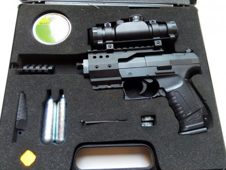 Vendo Whalter CP99 de CO2. Esta en muy buen estado.
Con boca 1/2" UNF para silenciador.
Carriles 02