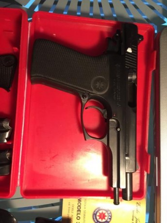 Vendo Star 30 M, con 3 cargadores y caja original. Esta en perfectas condiciones. 200€ portes a cargo 00